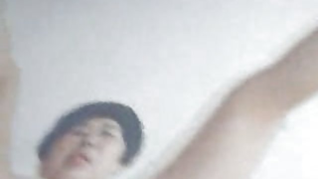 提请裸体男人在贝基裸体